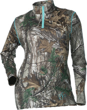 Load image into Gallery viewer, D Tech Base Layer Shirt White Snowflake Xs