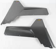 Load image into Gallery viewer, Rear Fender Red Hon