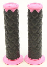 Load image into Gallery viewer, Slim Line Slt Grips Yellow/black 7/8"
