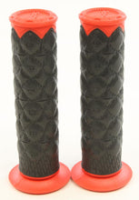 Load image into Gallery viewer, Slim Line Slt Grips Yellow/black 7/8"
